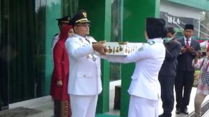 1 Maulana Pimpin Upacara Peringatan HUT RI Ke 74