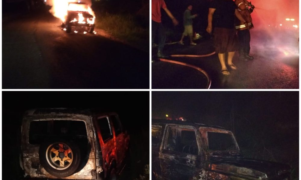 Mobil Terbakar di Jalan Lintas Bungo-Jambi
