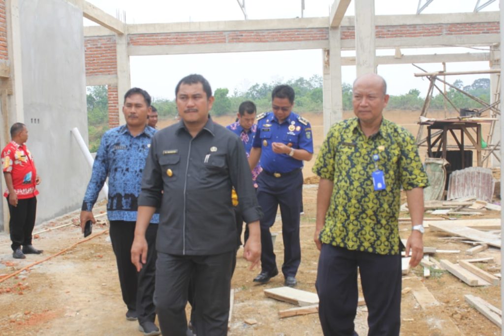 IMG-20191031-WA0003 Bupati Bungo Tinjau Pembangun Rumah Sakit Tipe D di Rantau Ikil