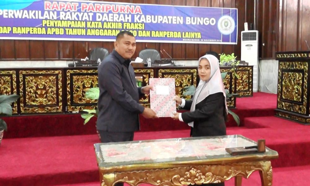 Semua Fraksi DPRD Bungo Setujui Ranperda APBD Tahun Anggaran 2020