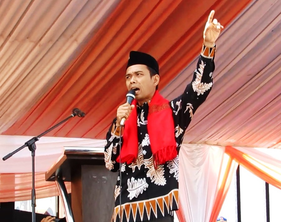 'Berbatik Bungo' UAS Sampaikan Tausiyah Dihadapan Ribuan Masyarakat