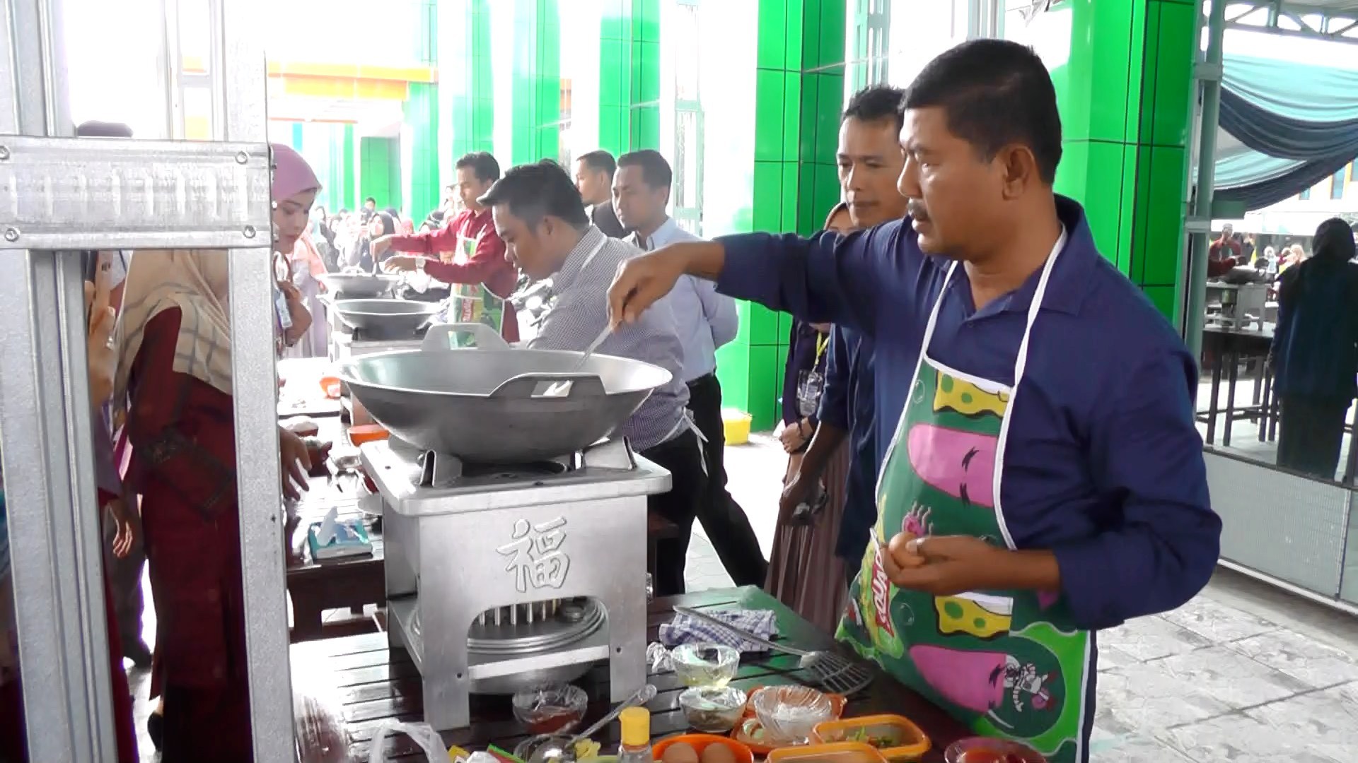 1 STKIP-MB Meriahkan Peringatan Hari Ibu dengan Menggelar Perlombaan