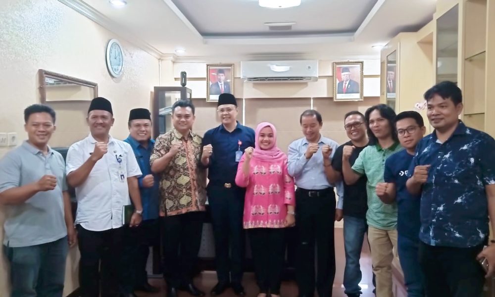 Adi Varial : Mari Bersama- sama Memajukan Pendidikan di Jambi