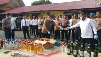 Polres Merangin Musnahkan Minuman Beralkohol dan Tuak