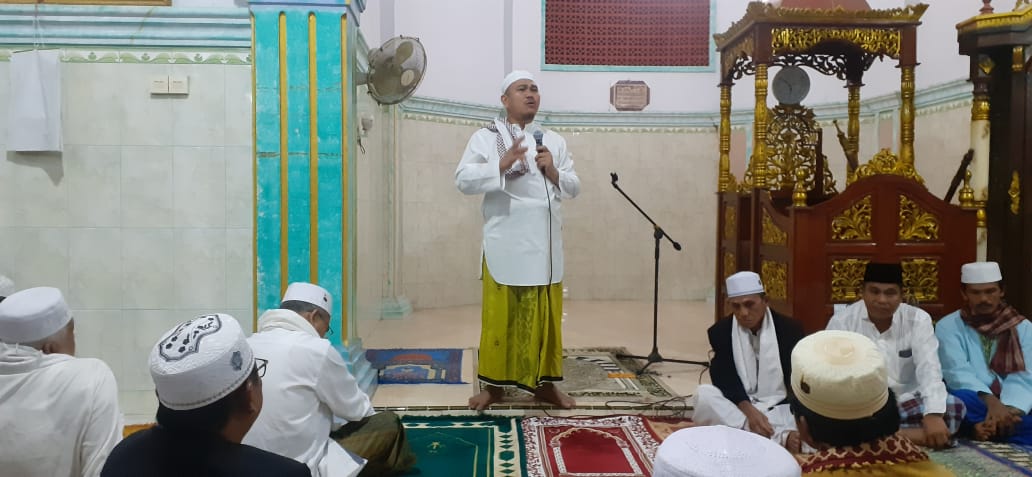 Program Basuh Bupati H.Mashuri : Bupati Shalat Subuh Berjamaah dan Silaturahmi Bersama Masyarakat Tanjung Agung