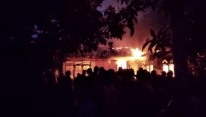 Rumah Milik Yasna Ludes Terbakar