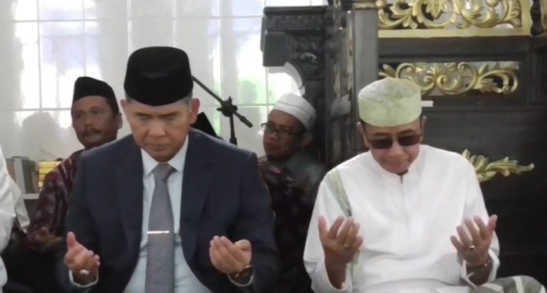 Walikota Fasha Ikuti Bhakti Sosial Berikan Santunan Kepada Anak Yatim