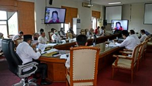 20200422_174515 Sekda Provinsi H.Sudirman Ikuti Rapat Koordiansi Bersama Tim Kordinator Pencegah Wilayah VII KPK RI
