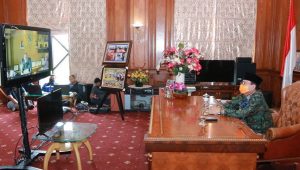 humasprotokoljambi-20200405-0002 Gubernur Jambi Menerima Laporan Kepala Daerah melalui Teleconference