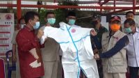 IMG-20200530-WA0032 Gubernur Jambi Menerima Bantuan APD Dari SAH