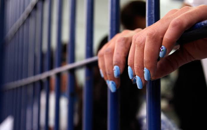 Bawa Empat Paket Sabu,Tiga Wanita Diciduk Polisi