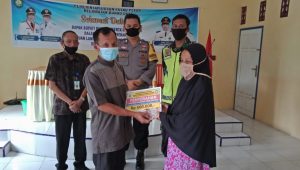 WhatsApp Image 2020-06-11 at 14.06.39 Pemdus Pulau Pekan Kembali Salurkan BLT Tahap Dua untuk 100 KK
