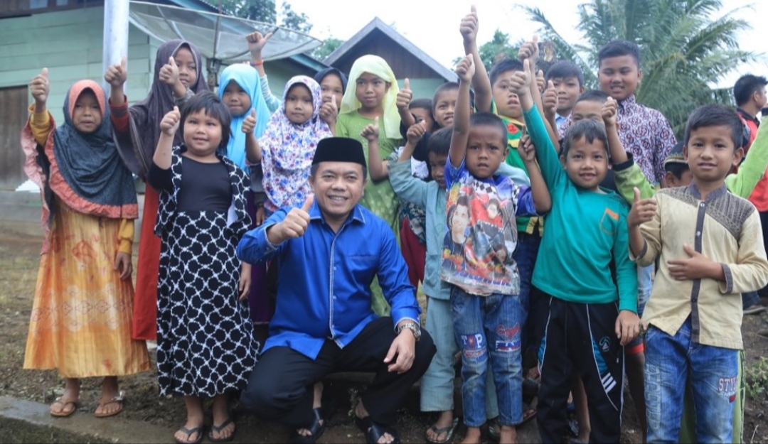 Anak-Anak Di Desa Paling Ujung Merangin Sudah Bisa Belajar Sepert Biasa