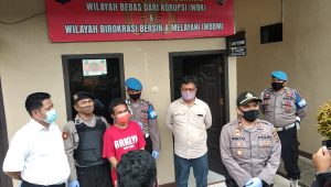IMG-20200715-WA0026 Kesal Ditagih Hutang Pelaku Memukul Korban Dengan Selang Kompor Gas