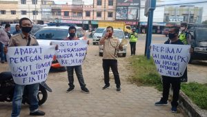 IMG-20200727-WA0037 LSM INAKOR Gelar Unjuk Rasa Terkait Kasus Dugaan Kredit Fiktif