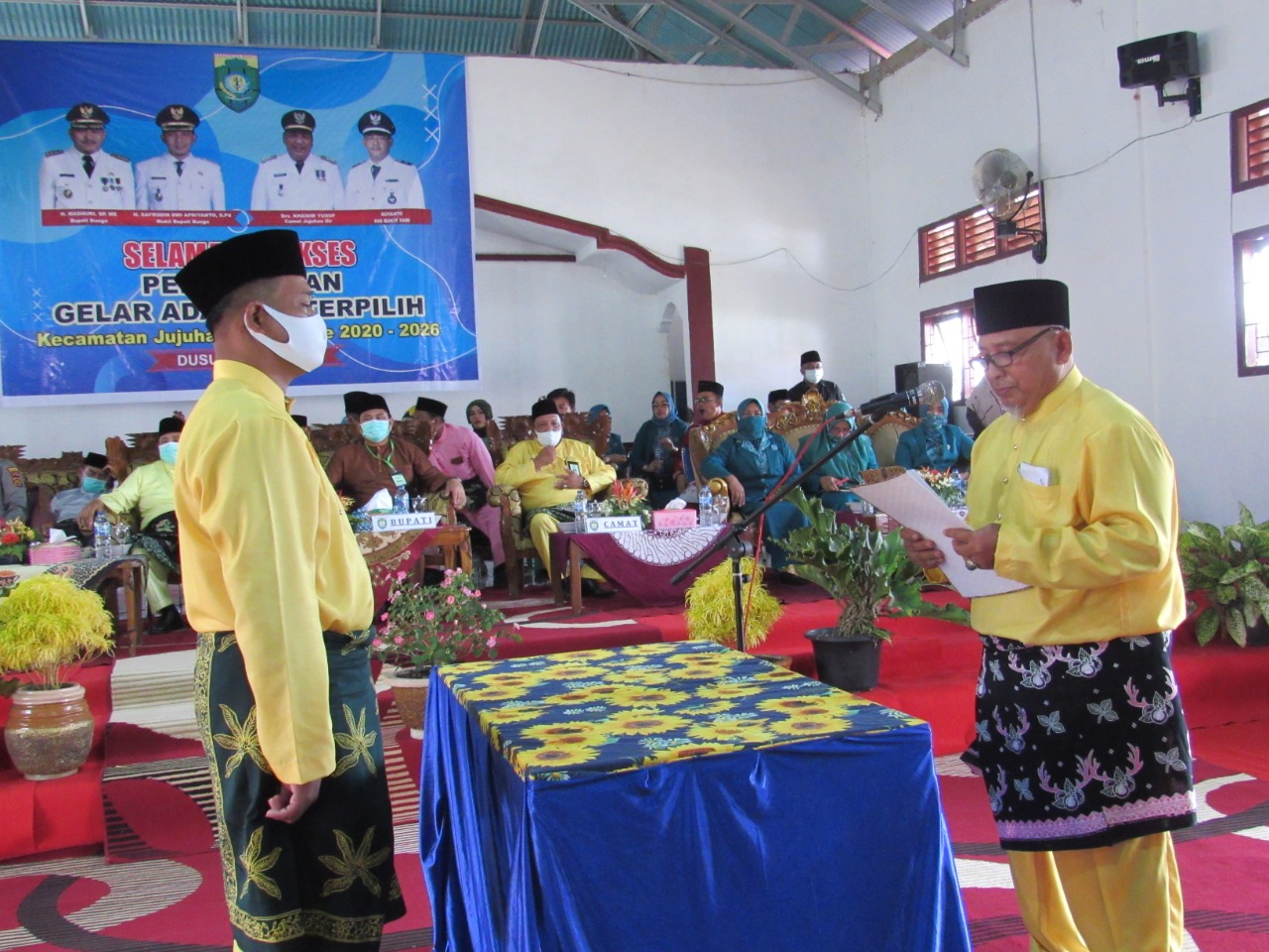 Pengukuhan Gelar Adat Rio Bukit Sari Sukses, Suyanto Diberi Gelar Datuk Rio Nata Praja