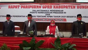 Bupati H Mashuri Hadiri Rapat Paripurna Istimewa Mendengarkan Pidato Kenegaraan Presiden RI