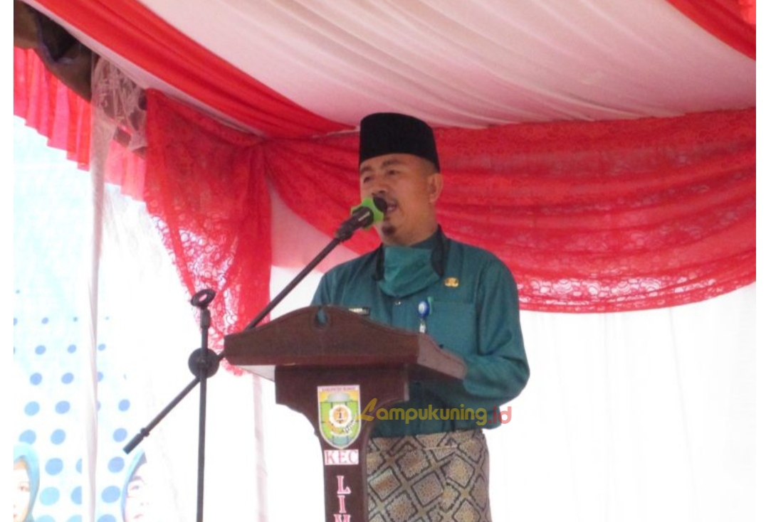 Pengukuhan Gelar Adat Rio Sukses, Camat Zainuddin Minta Datuk Rio Patuhi Fakta Integritas