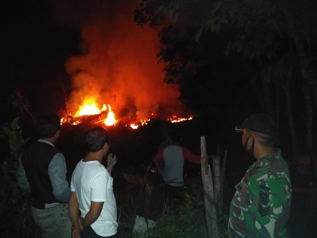 IMG-20200902-WA0043 Lahan 2 Hektar Ludes Terbakar di Cadika Muara Bungo