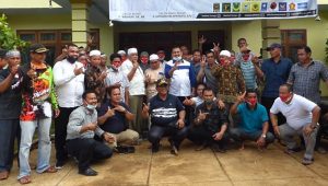 IMG-20201105-WA0019 Rasakan Pembangunan, Warga Limbur Kompak Menangkan HAMAS-APRI