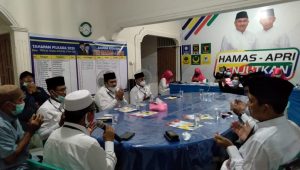 IMG-20201128-WA0039 Ditemani Tim Pemenangan, Hamas-Apri Panjatkan Doa Sebelum ke Lokasi Debat