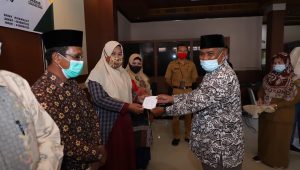 130856592_725878051677254_9194021902272180046_o Baznas Bungo Salurkan Bantuan Insentif untuk 769 Guru Honorer Ponpes