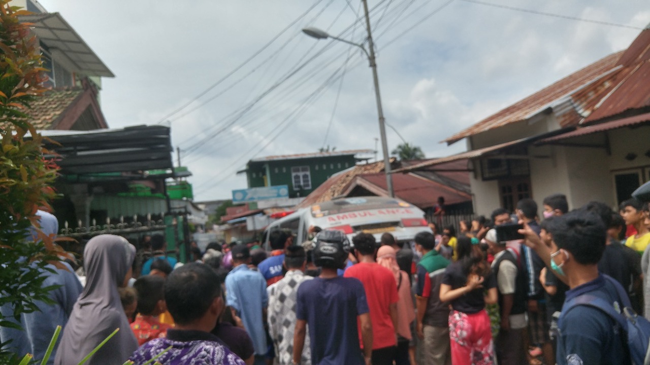 Seorang Wanita Ditemukan Tewas Di Dalam Rumah