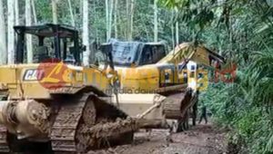 1 Barang Bukti Excavator Batu Kerbau di Evakusi ke Mapolres Bungo
