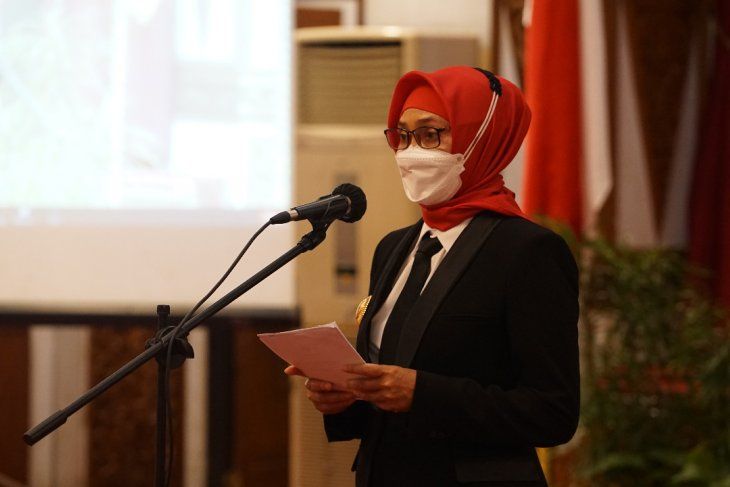 penjabat gubernur