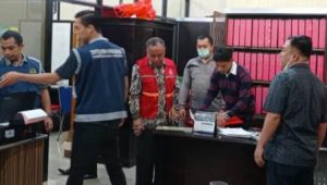 IMG_20210529_092708 Kepala Inspektorat Muaratara Resmi Ditahan Kejari Lubuklinggau