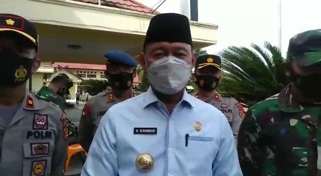 LARANGAN MUDIK.mp4 snapshot 00.19.124 1