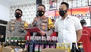 rilis-polres-merangin Polres Merangin Mengamankan 7 Pelaku Judi dan RIbuan Botol Miras