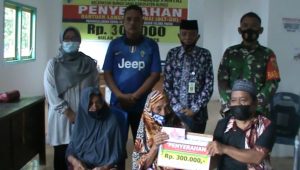 Pemdus Talang Pantai Serahkan BLT DD kepada 133 KK
