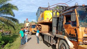 WhatsApp Image 2021-06-01 at 11.58.29 Dua Excavator dan 5 Pelaku PETI Batu Kerbau Diamankan Polisi