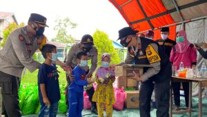 WhatsApp Image 2021-06-09 at 13.58.57 Kapolda Jambi Berikan Bantuan Korban Kebakaran Di Desa Mendahara Tengan