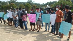 lampukuning_id_lima-dusun-pelayang Lima Dusun Pelayang Gelar Aksi Damai ke Perusahaan Sawit