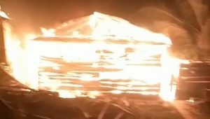 WhatsApp Video 2021-07-30 at 11.45.45.mp4_snapshot_00.01.591 Rumah Warga di Babeko Bungo Ludes, Sepeda Motor Ikut Terbakar