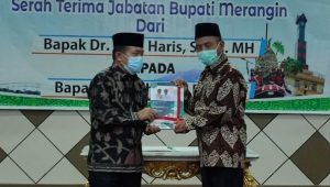 lampukuning_id-bupati-merangin H Al Haris Resmi Serahkan Memori Jabatan ke H Mashuri