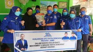 demokrat-berbagi DPD Partai Demokrat Provinsi Jambi Gerak Cepat Berbagi Tali Kasih untuk Masyarakat Terdampak COVID-19