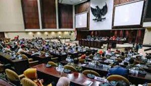 foto-paripurna Minim Kewenangan, DPD Cuma Jadi Etalase Politik