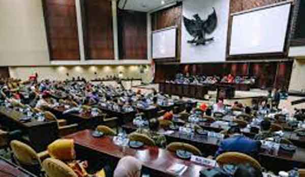 Minim Kewenangan, DPD  Cuma Jadi Etalase Politik