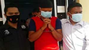 foto-pelaku Selain Membunuh Pelaku Juga Membawa Barang Berharga Milik Korban