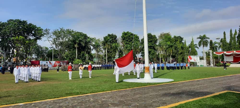 Upacara Peringatan HUT RI ke 76 di Kota Jambi Berlangsung Khidmat Dengan Mengikuti Prokes