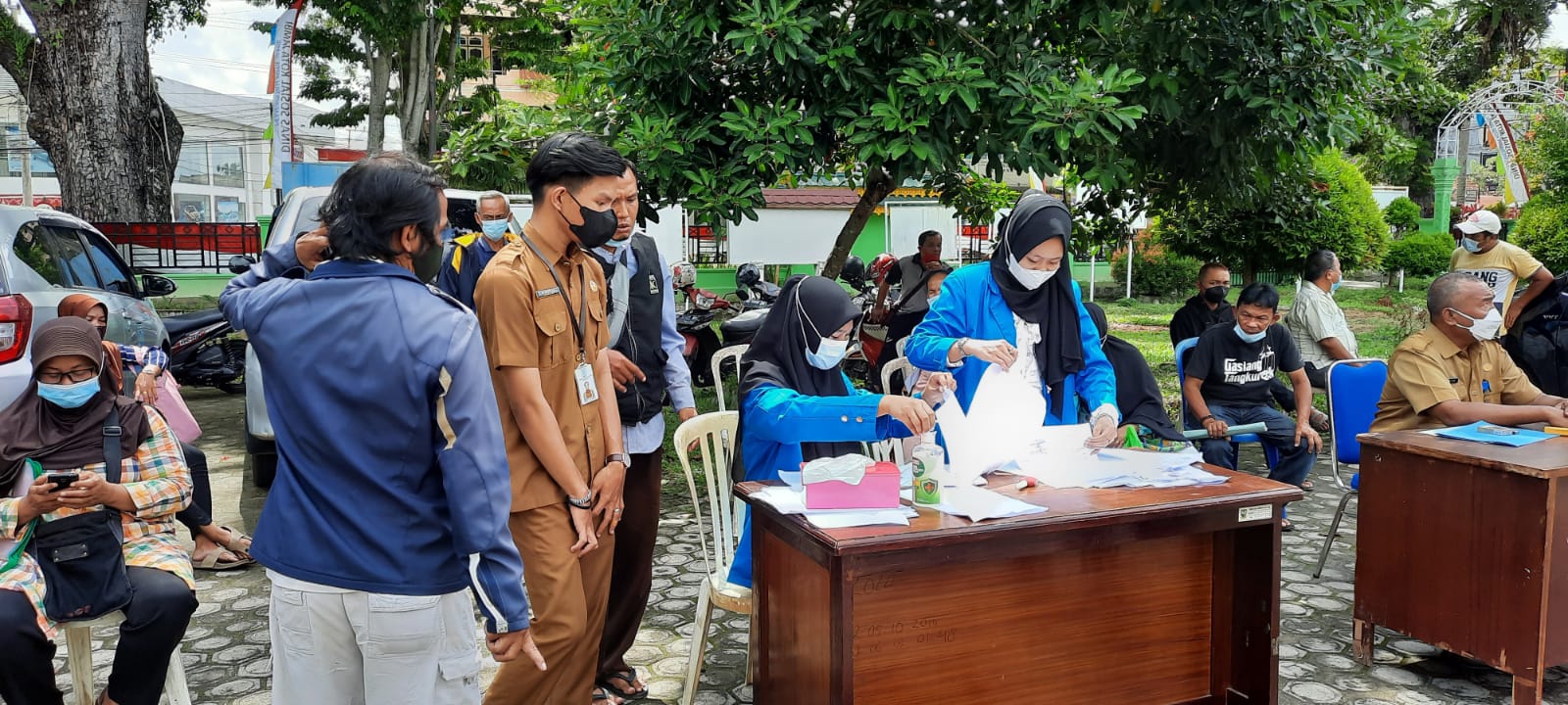 Paket Sembako Cadangan Habis, Warga Banyak Belum Dapat, Pemkot Upayakan Bantuan CSR