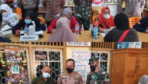 Gelar Vaksinasi Massal, Kapolres Bungo Pantau Pelaksanaan Vaksin di Kelurahan Sungai Pinang