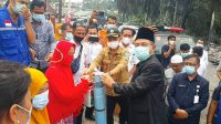 bupati-merangin-berikan-bantian Korban Kebakaran Di Pasar Bawah Dapat Bantuan Dari Pemkab Merangin