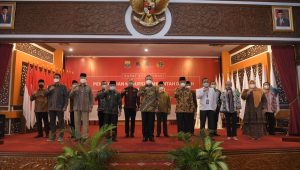 foto-gubernur-jambi Gubernur Jambi Al Haris Gandeng KPK Berantas Korupsi