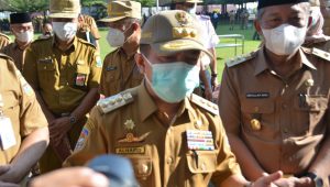 foto-gubernur-jambi Serahkan SK Kenaikan Pangkat ASN, Gubernur Jambi Minta Tingkatkan Kinerja