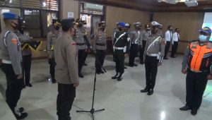 foto-kapolres-pimpin-apel-operasi-patuh-2021 Kapolres Bungo Pimpin Apel Pasukan Operasi Patuh 2021