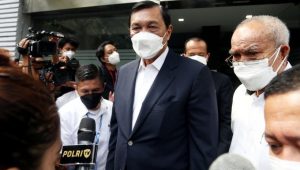 foto-luhut Luhut Binsar Panjaitan Ingatkan Haris Azhar